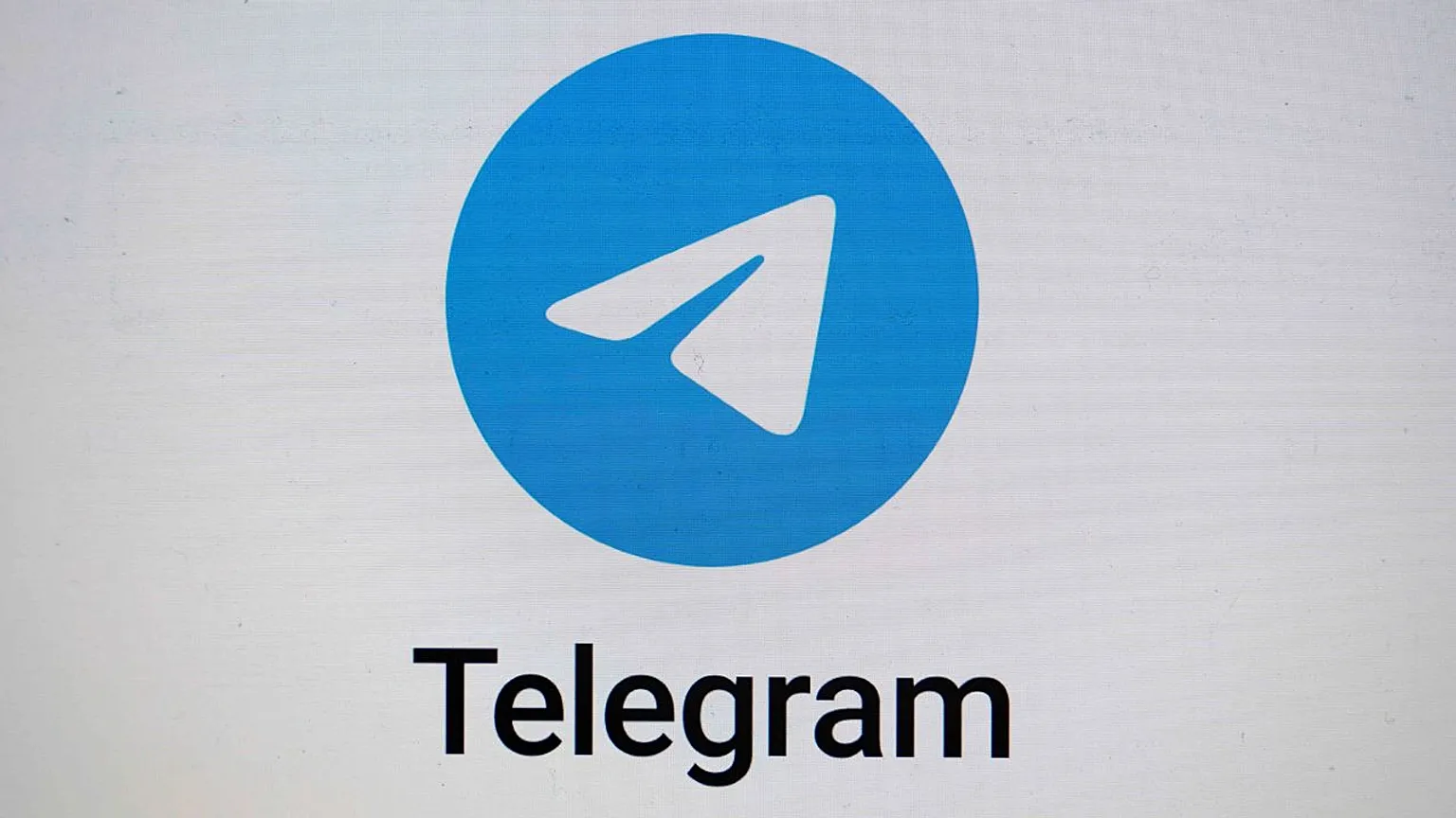 Signal Adding people 