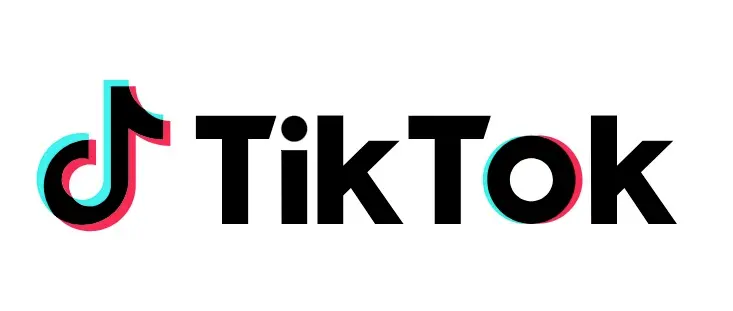 Scanning a QR code to add a friend on Telegram 