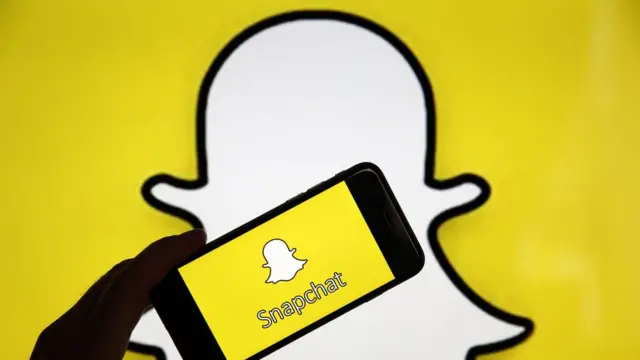Exploring LINE: The Internet Giant's Instant Messenger, Unlocking New Innovative Marketing Models 